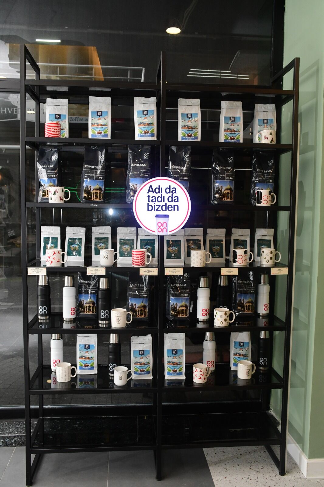 1B5Eae52 5Ecd 46E7 Bd68 8F881Dda8993