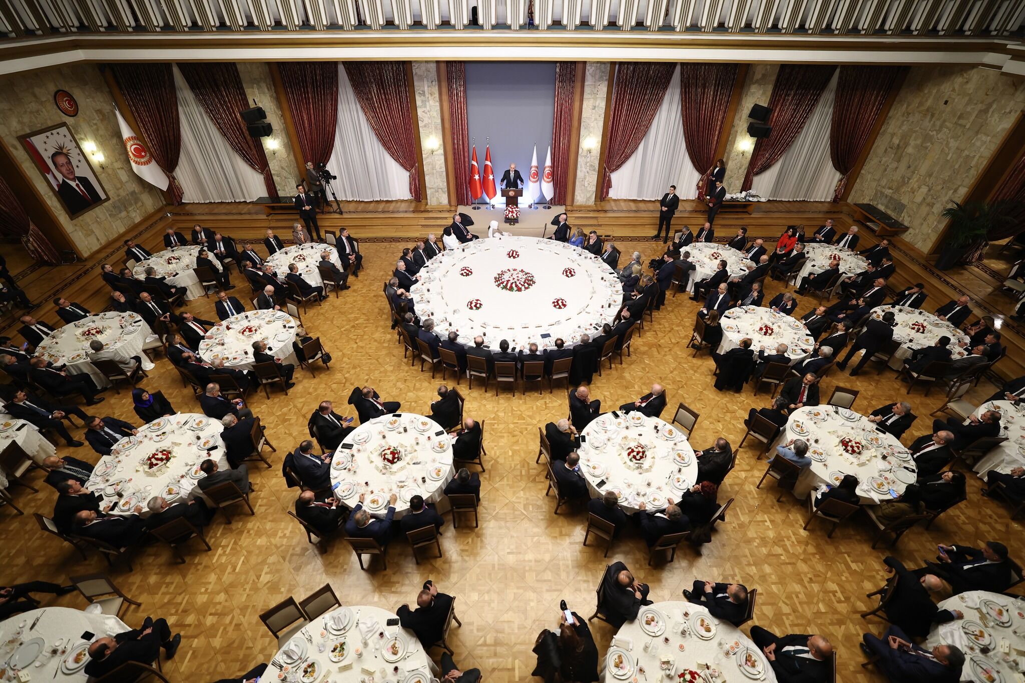 646497739 1363437822480072 3954336935079656403 N