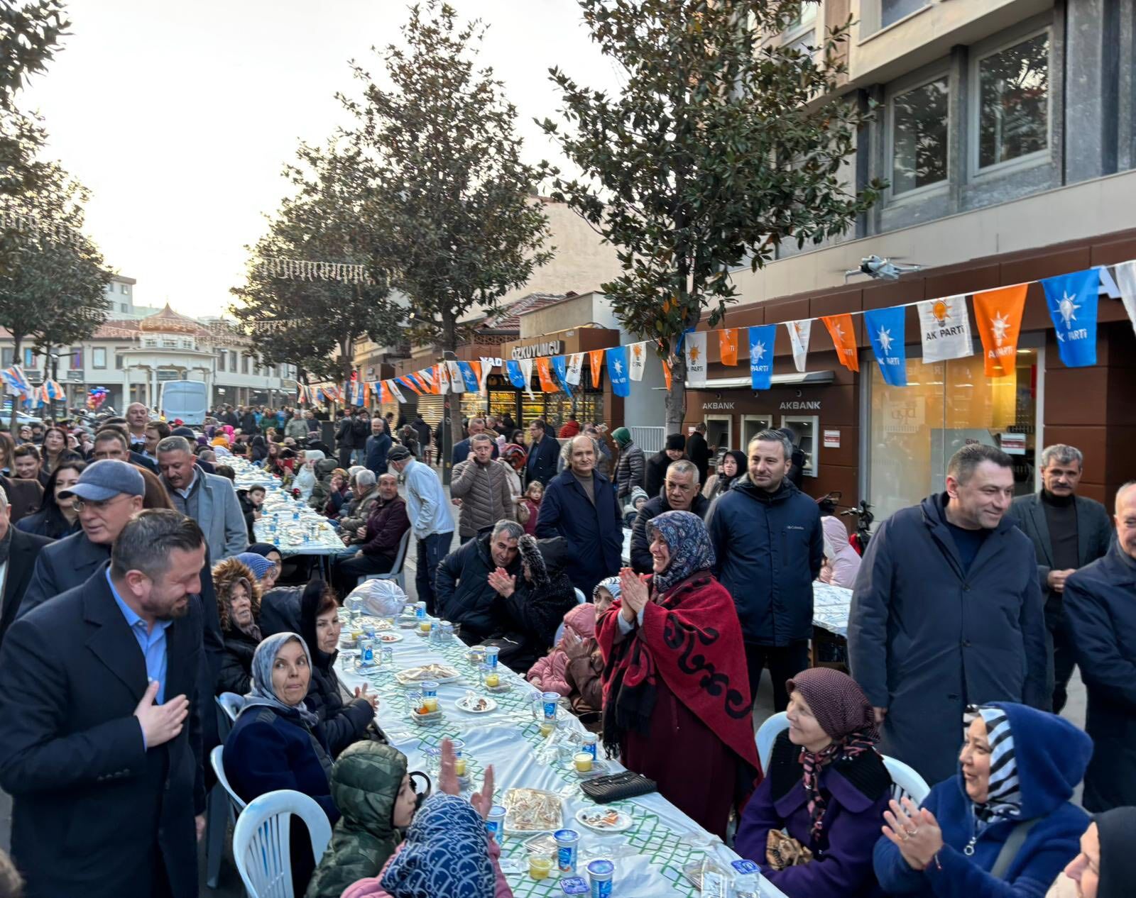 651175504 872553372454656 3931461359036087176 N