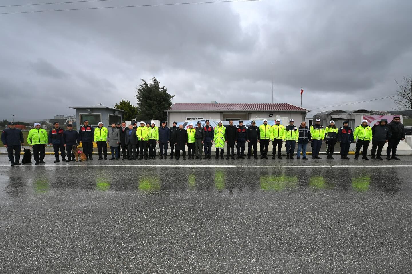 653543088 18329031436222704 6334138523816016046 N