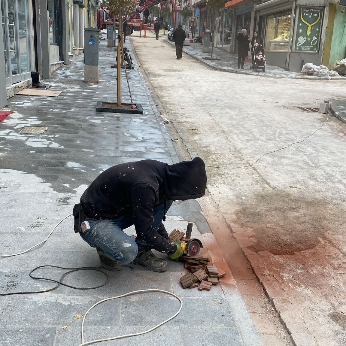 653704166 122234751134300867 1701659740915339367 N