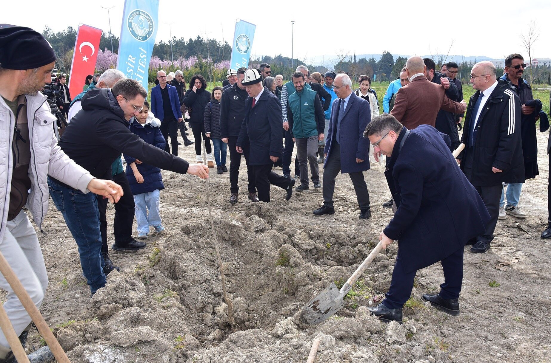 653704902 1371614411662413 361186726118267169 N