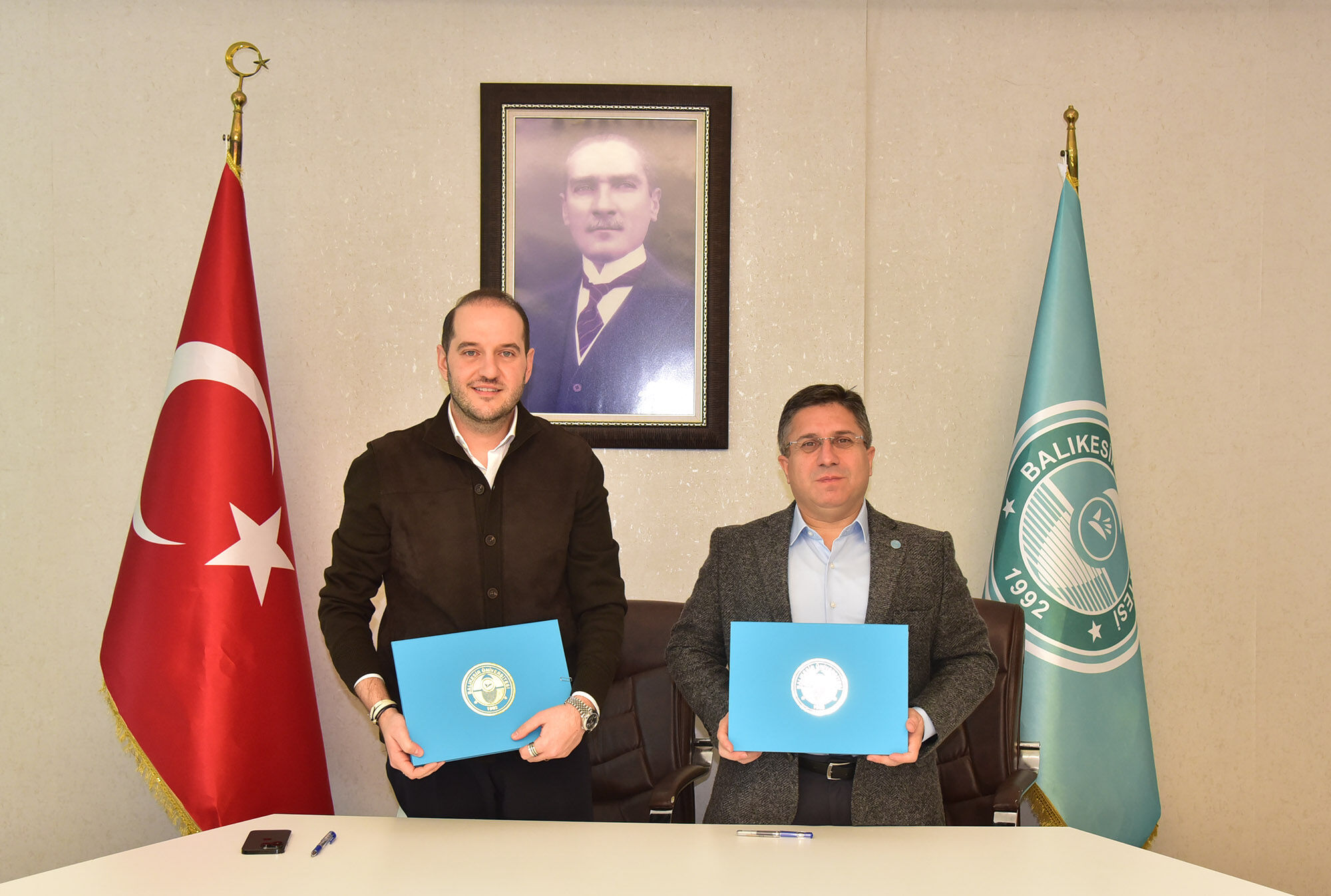 653709718 1372418364915351 5772150763737550485 N-1