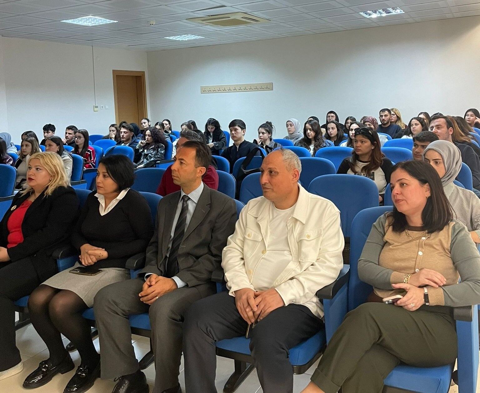 653947557 1373329058157615 2309417956481891943 N