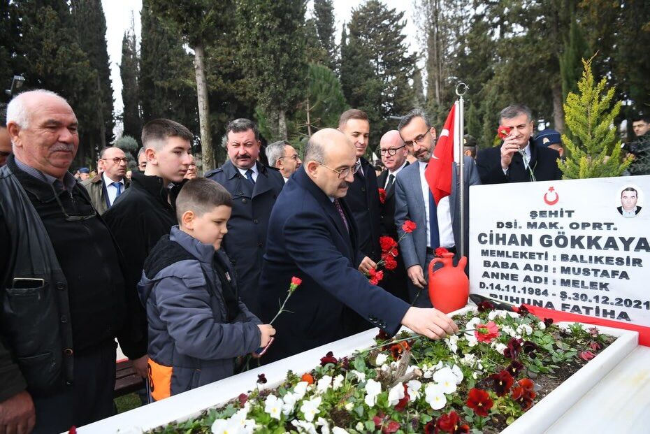 654591780 18328749130222704 1456537118278000221 N-1