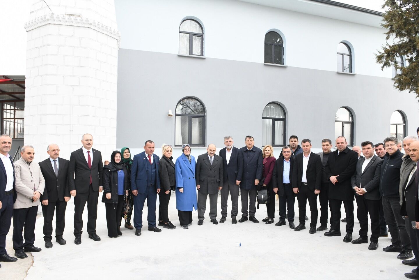 656823785 18384200128091975 2179581648878627342 N