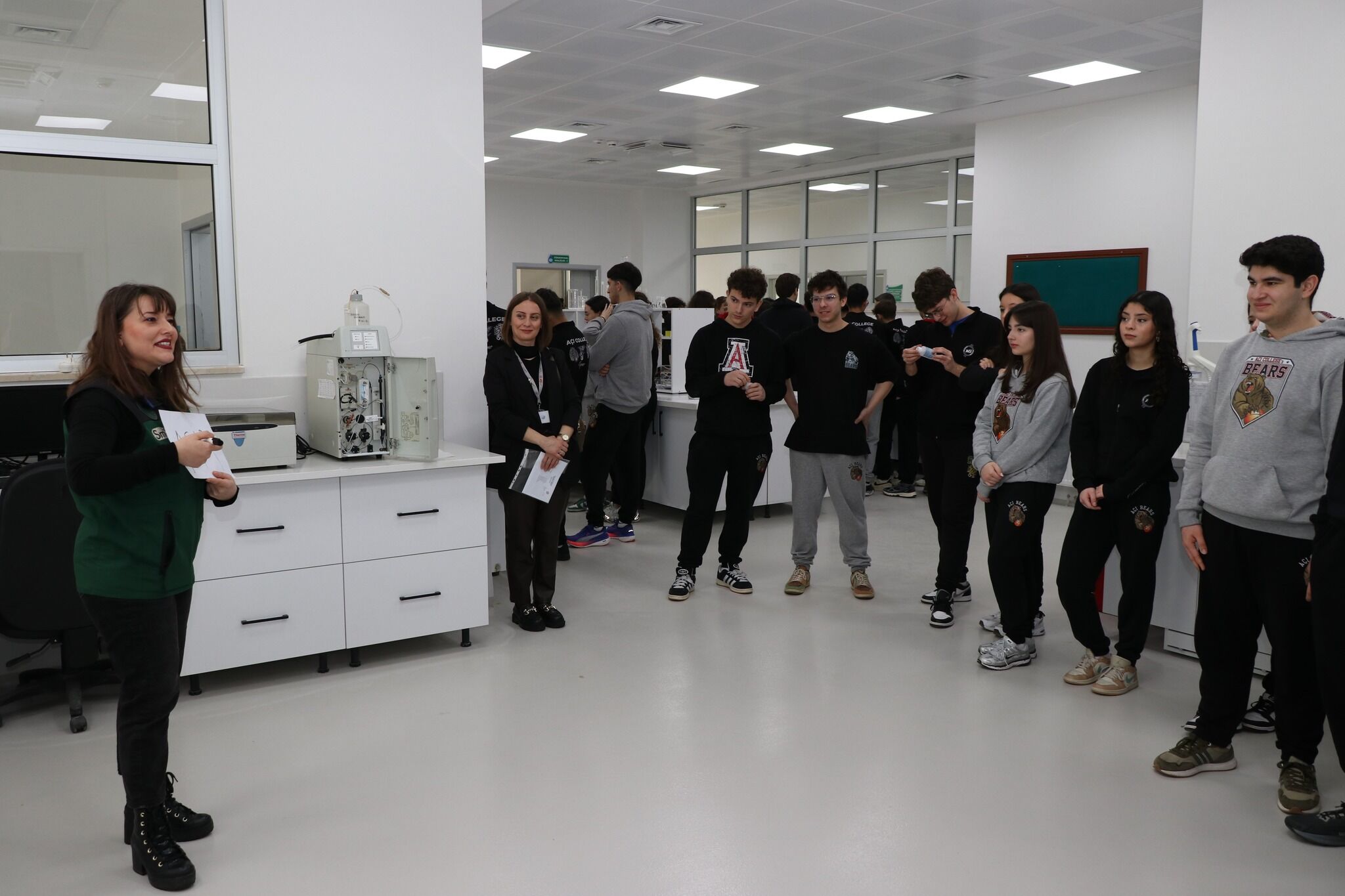 656986262 1265063765770493 1134859798330338850 N