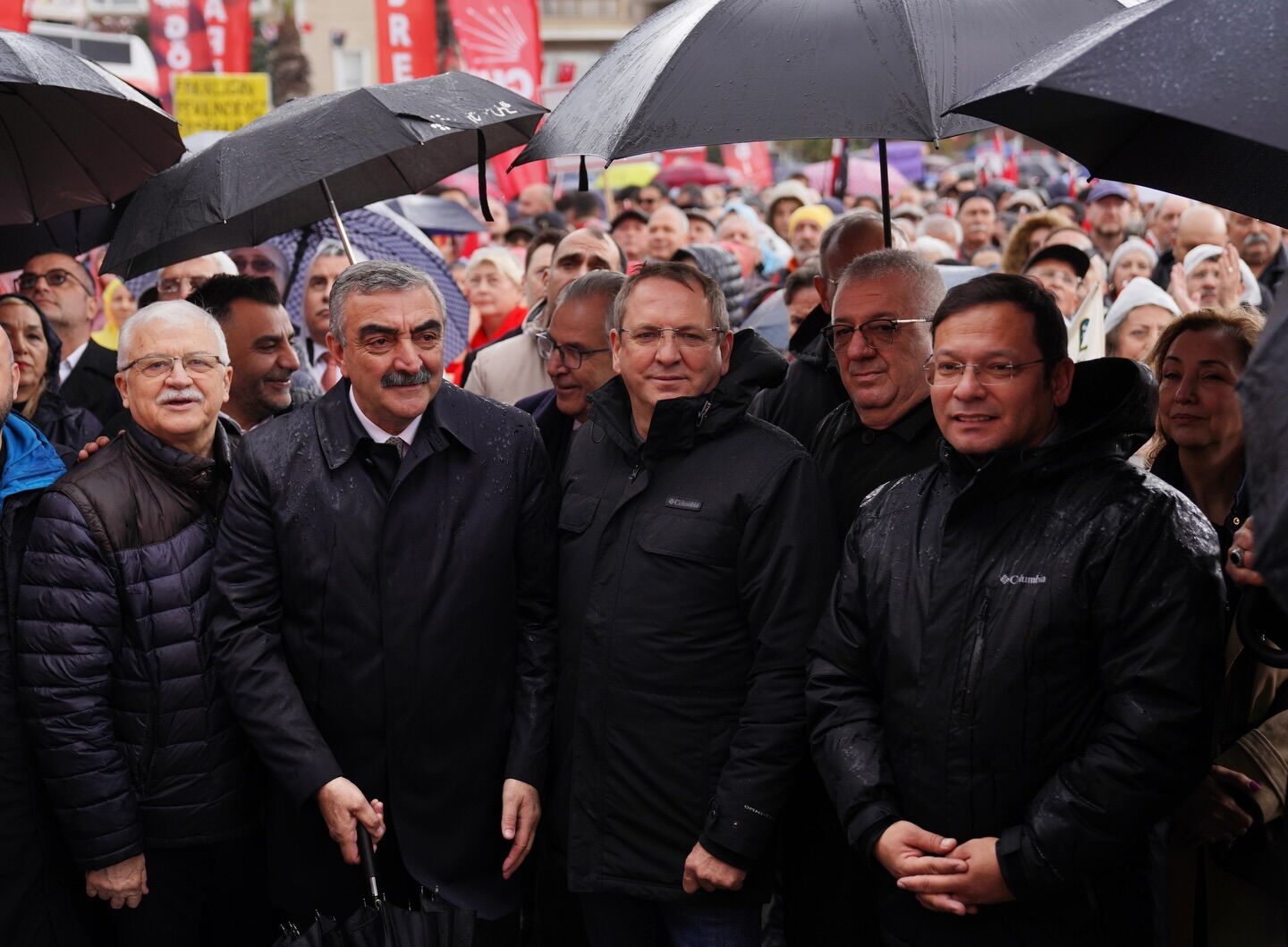 657727459 18359206210227999 4304497977600812483 N