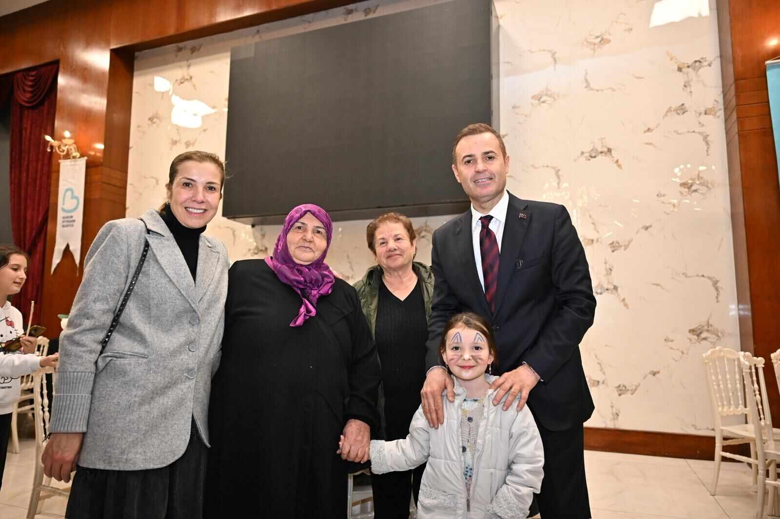 68A9A38B F739 424A B9E8 B6412B48615F