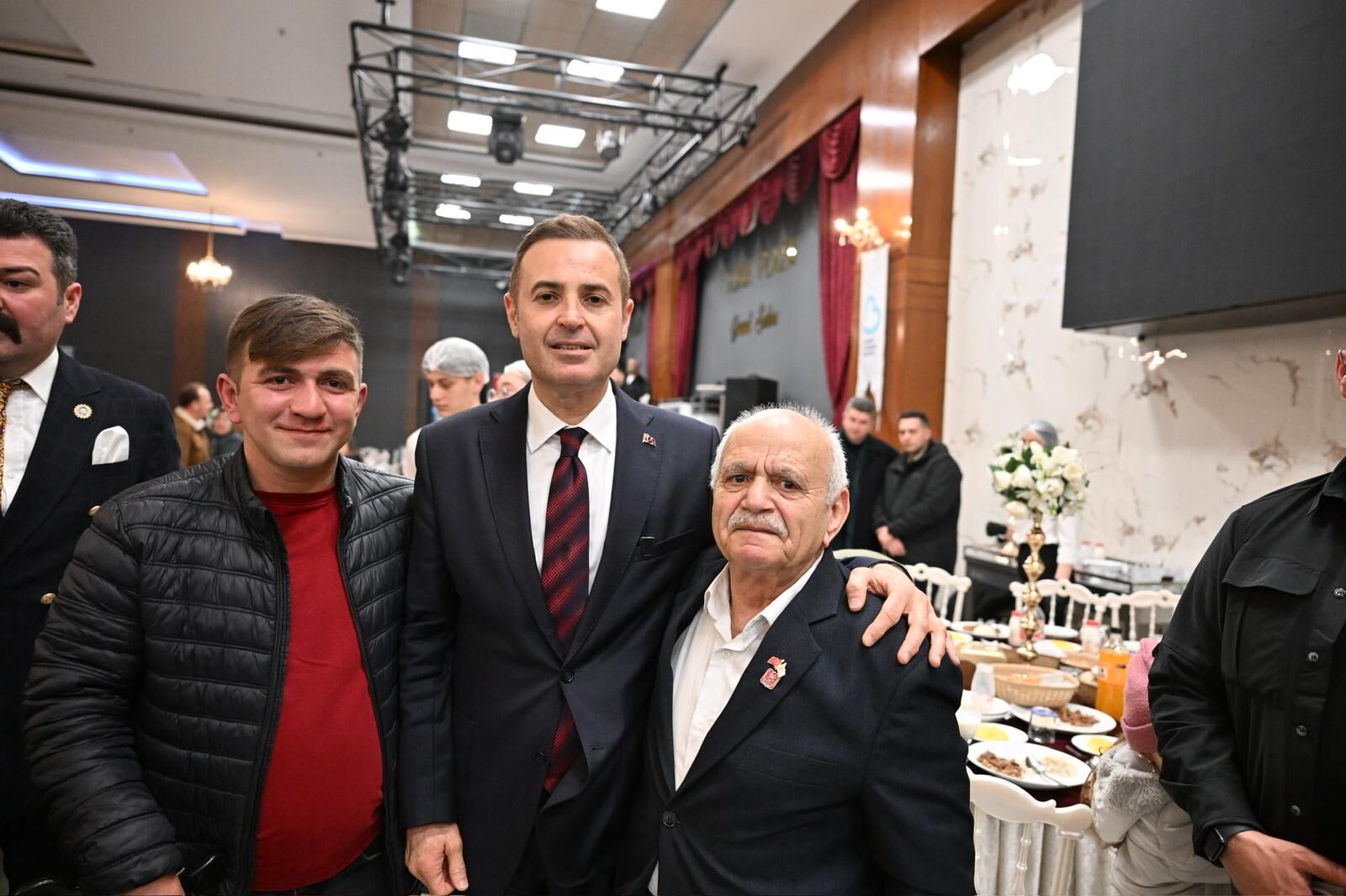 98463B6D 3B7D 4120 A510 F4Eeb2A93Cad