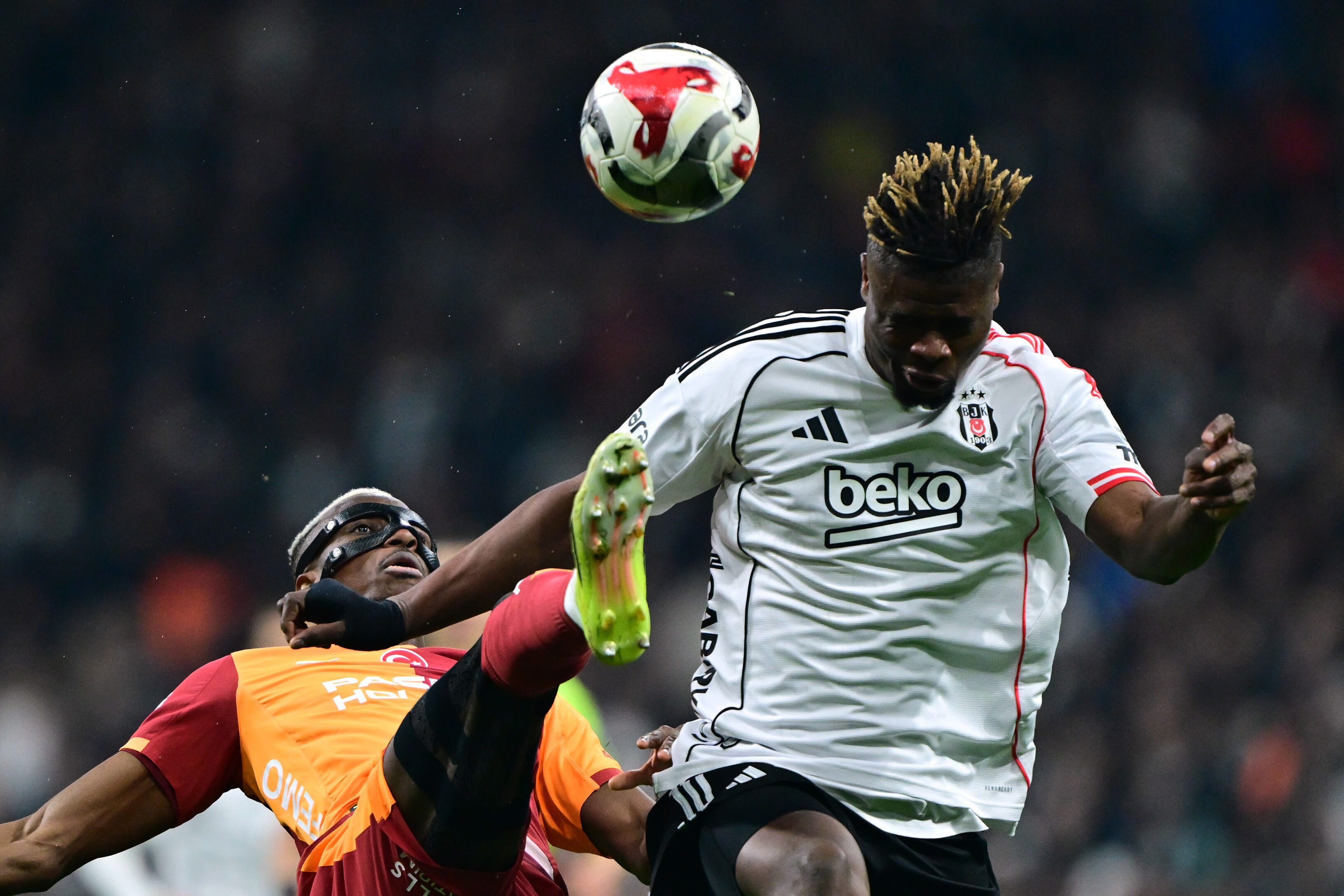 A A 20260307 40760181 40760179 B E S I K T A S G A L A T A S A R A Y