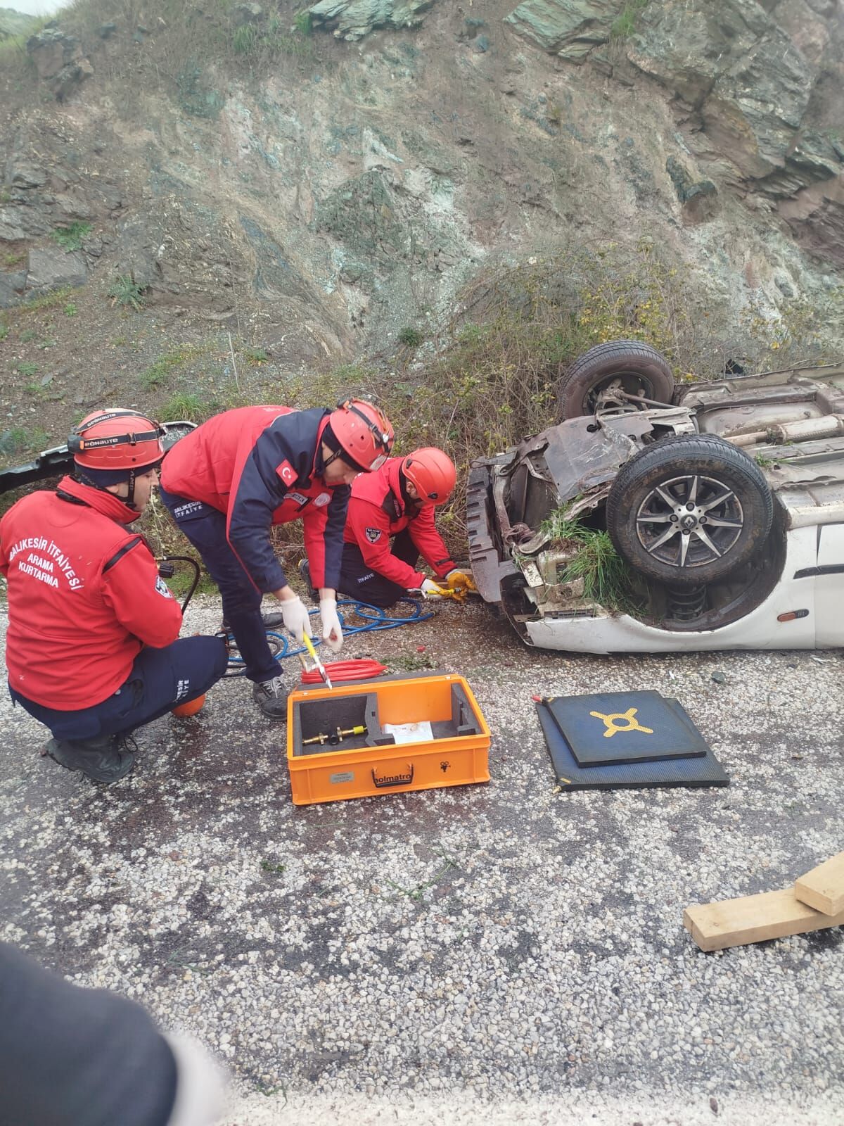 A A 20260320 40879647 40879644 B A L I K E S I R D E O T O M O B I L I N D E V R I L M E S I S O N U C U 4 K I S I Y A R A L A N D I