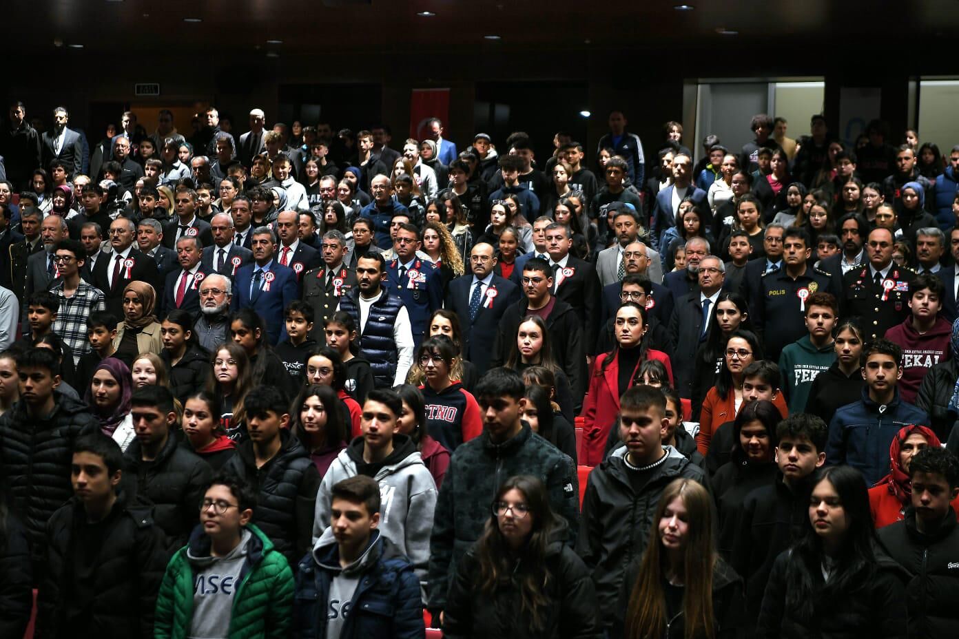 C2A48221 2518 4792 A32D Ef7A23263F5D