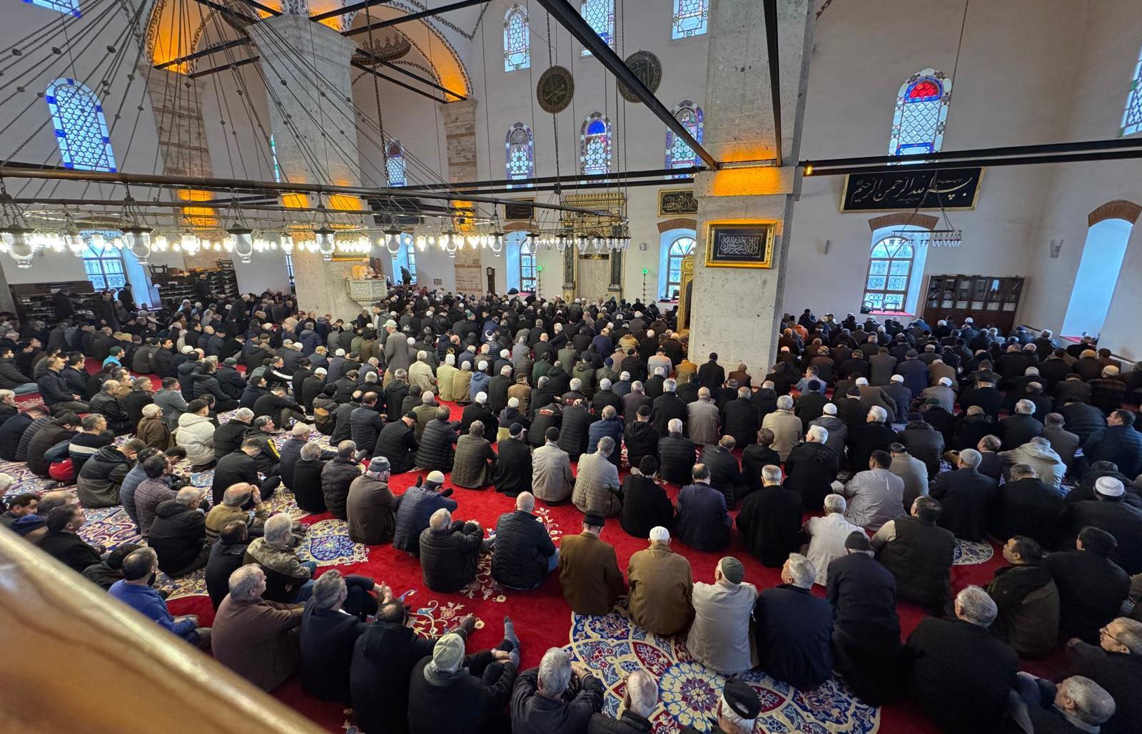 Pasa Cami Balikesir Cuma Namazi