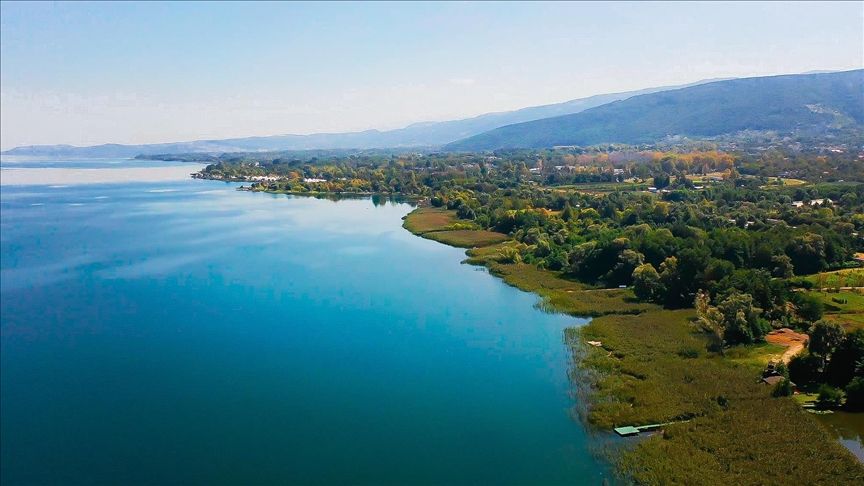 Sapanca Göl