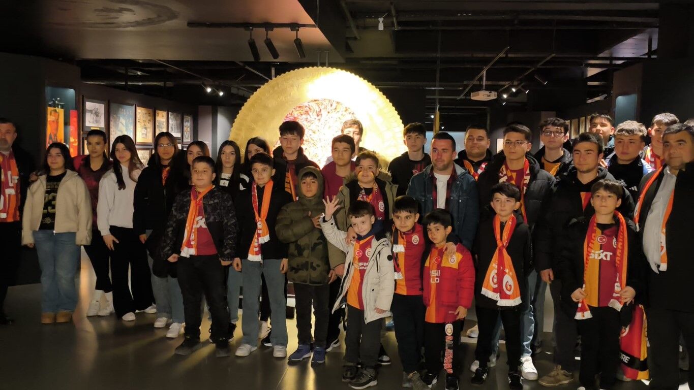 Sindirgili Depremzede Genclere Baskan Akindan Destek 13 Medium