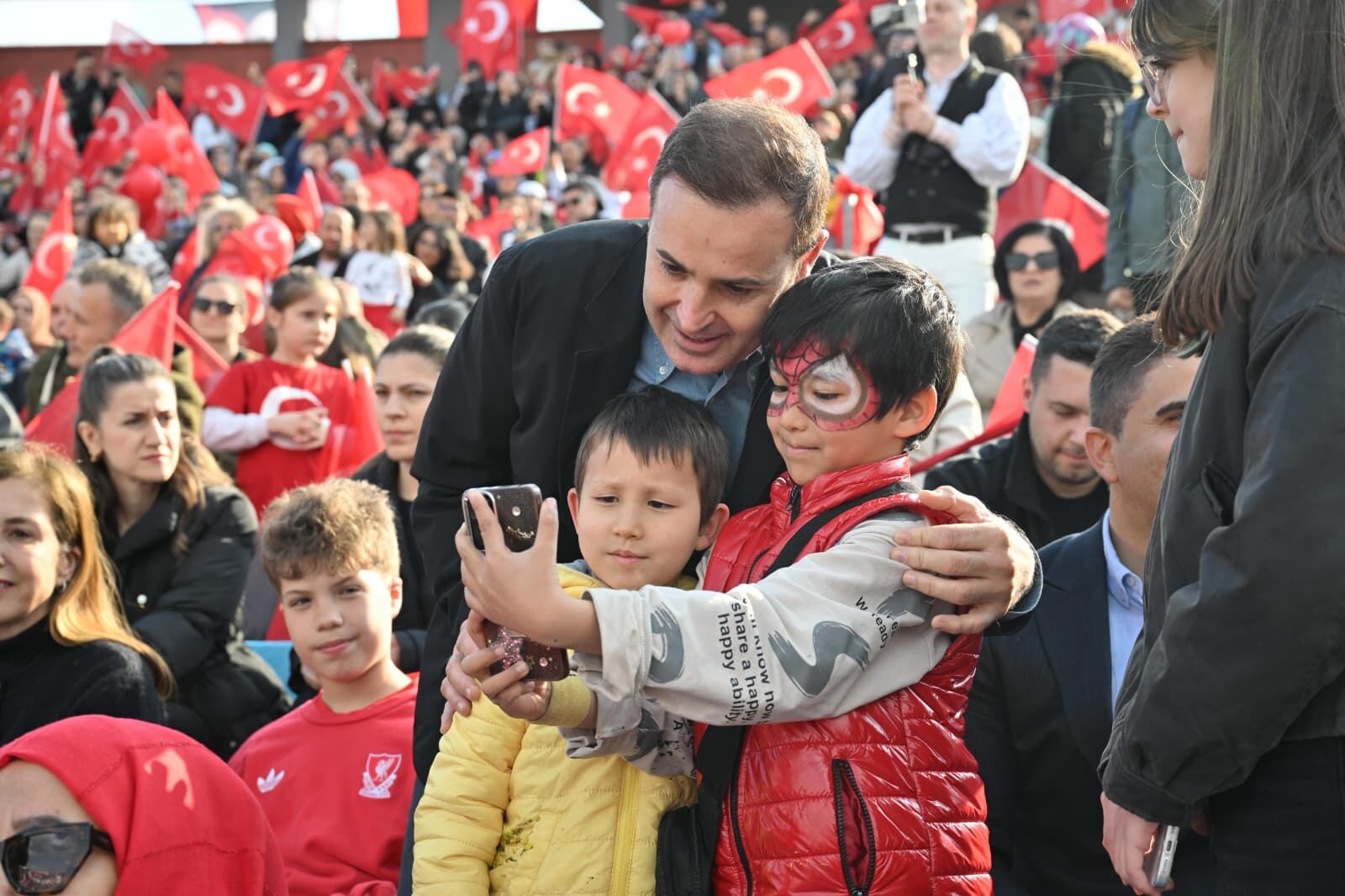 3Bcc1628 02Fc 4302 B4Db 49B1D4949012