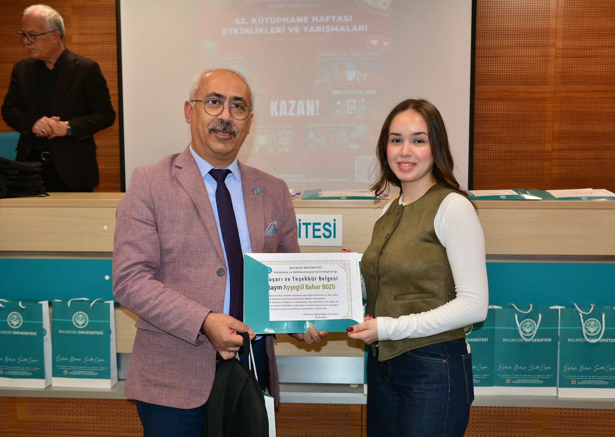 663302421 1389901743167013 2265644298793461555 N