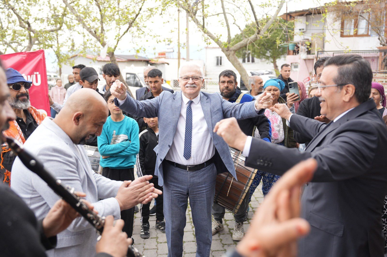 669287094 1422382956594735 6922592756540598470 N