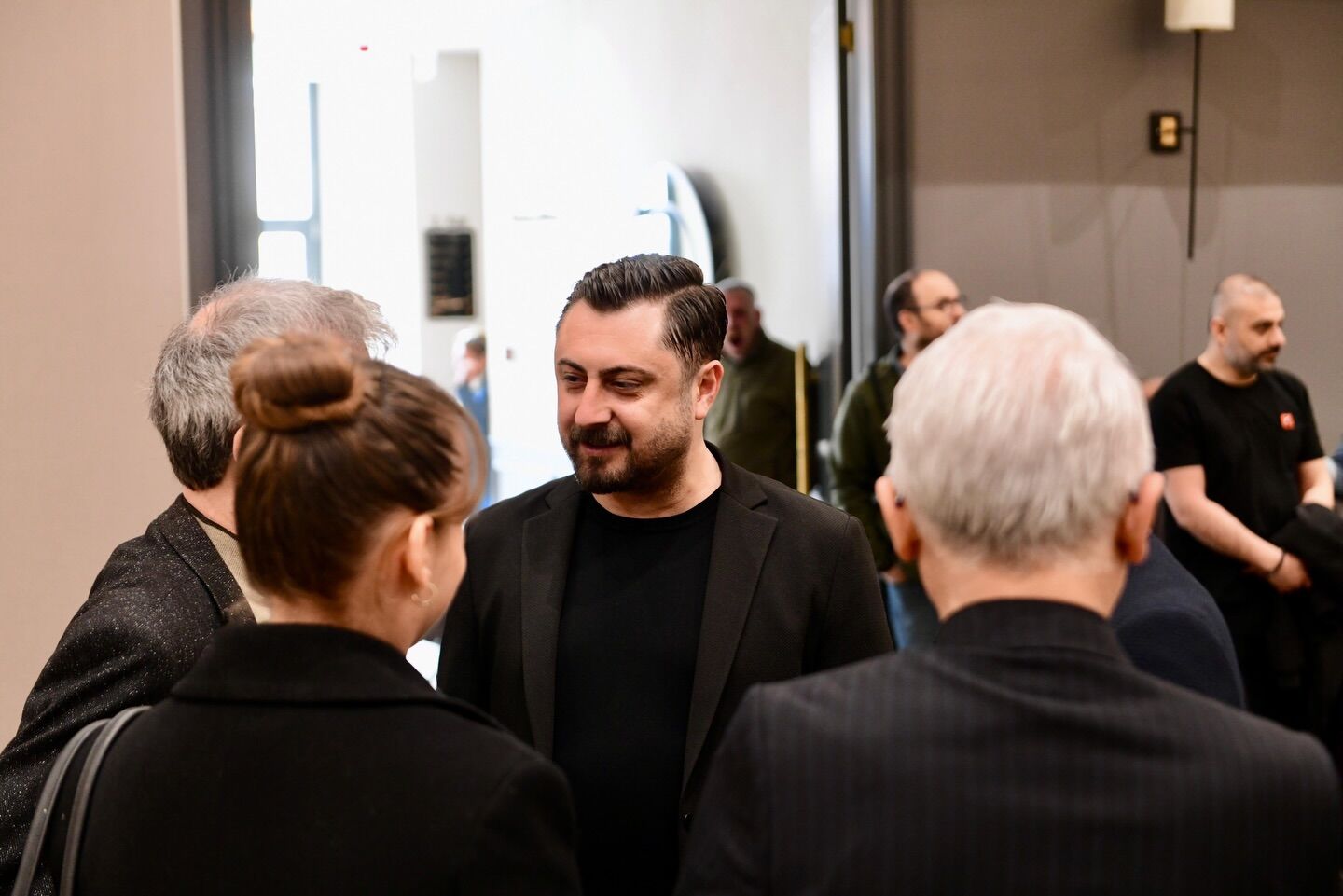 670642532 18461208706100863 1210284064429280361 N