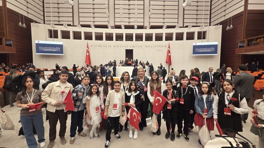 671214231 18066277016677787 3202565943771681632 N