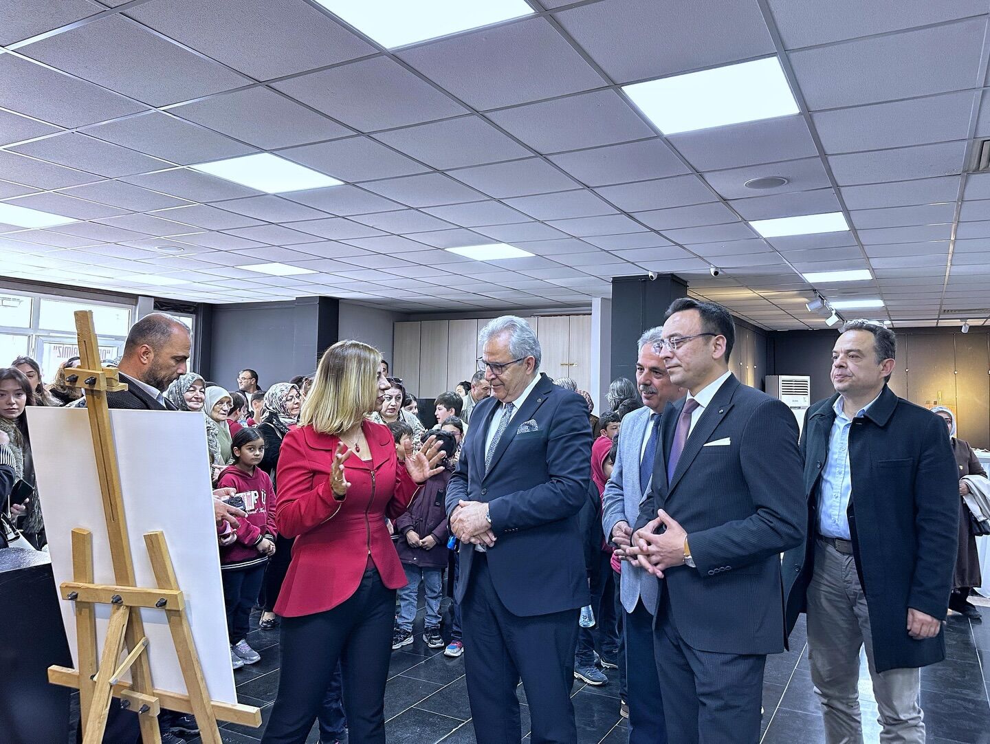 671254280 18356613799225400 8038834393362033654 N