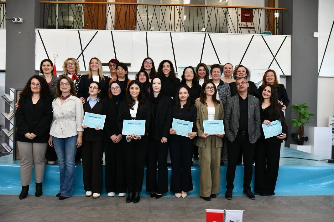 672342736 18110580508838803 5975419065984499222 N