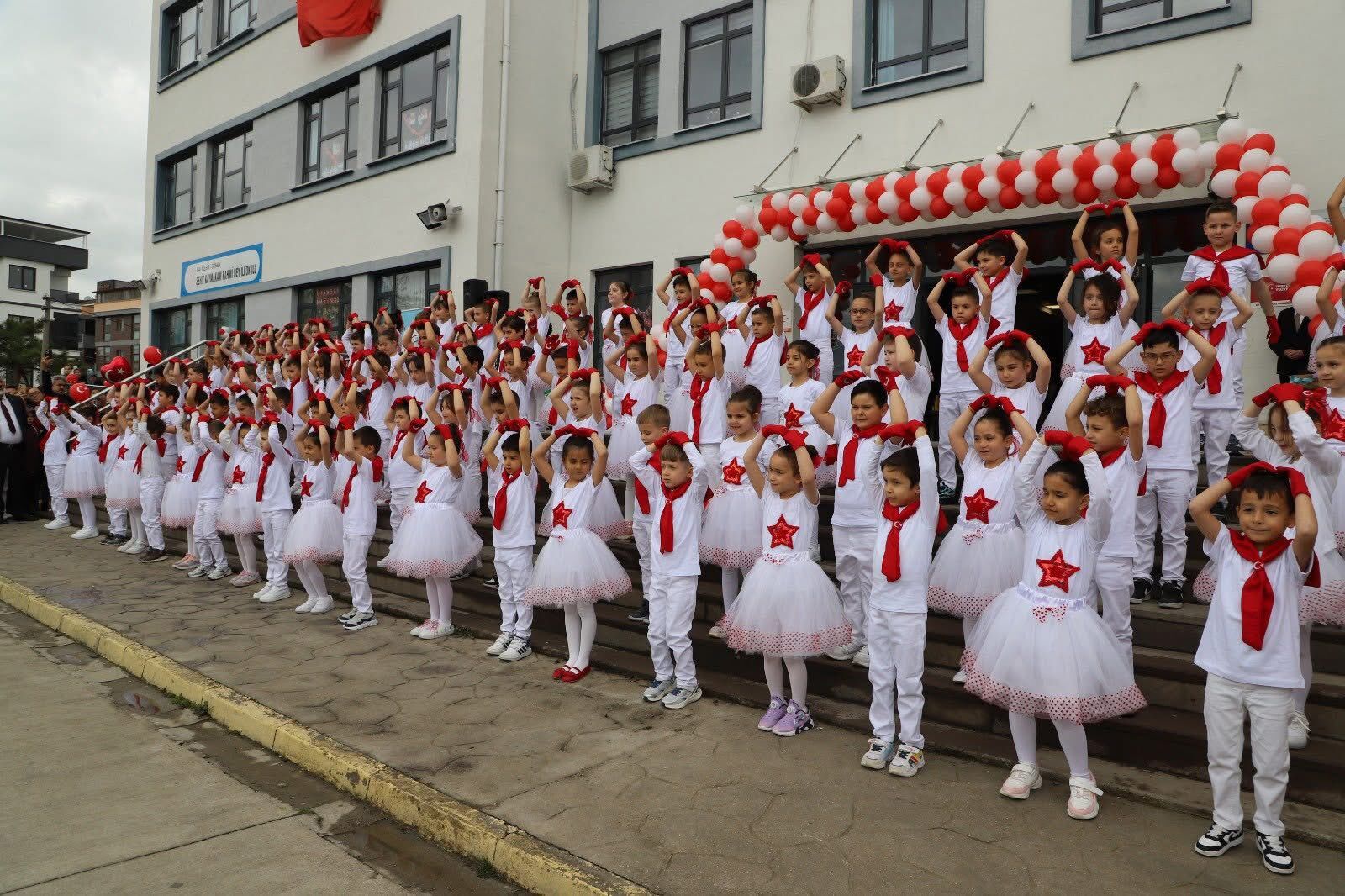 678191866 1428738019296231 3711152898756932987 N