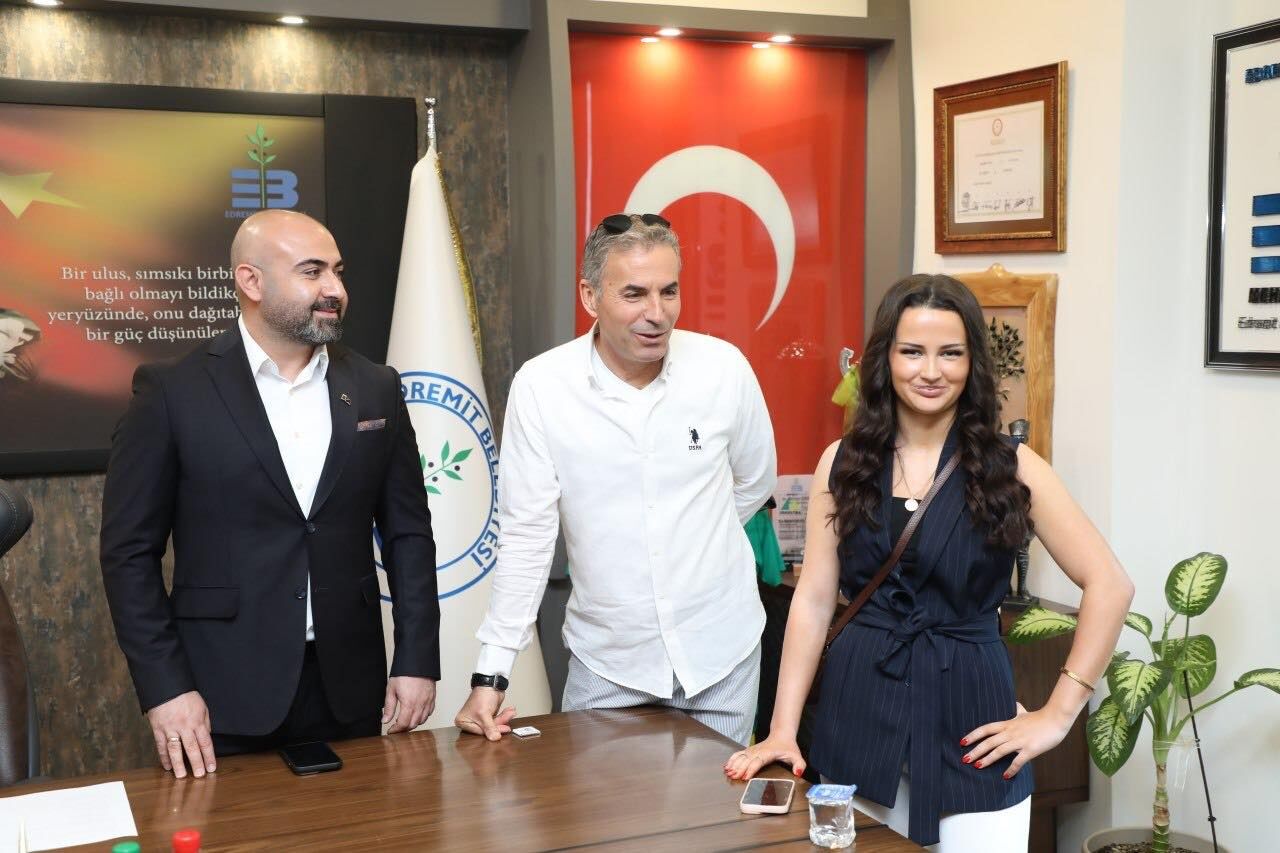 678354385 969219358802423 6781278566622340401 N