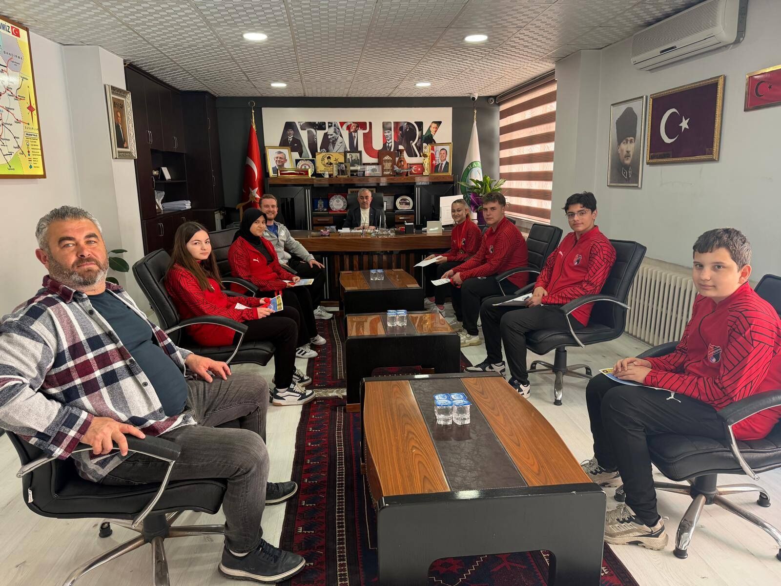 679060499 1574756347769109 2421607311349523517 N