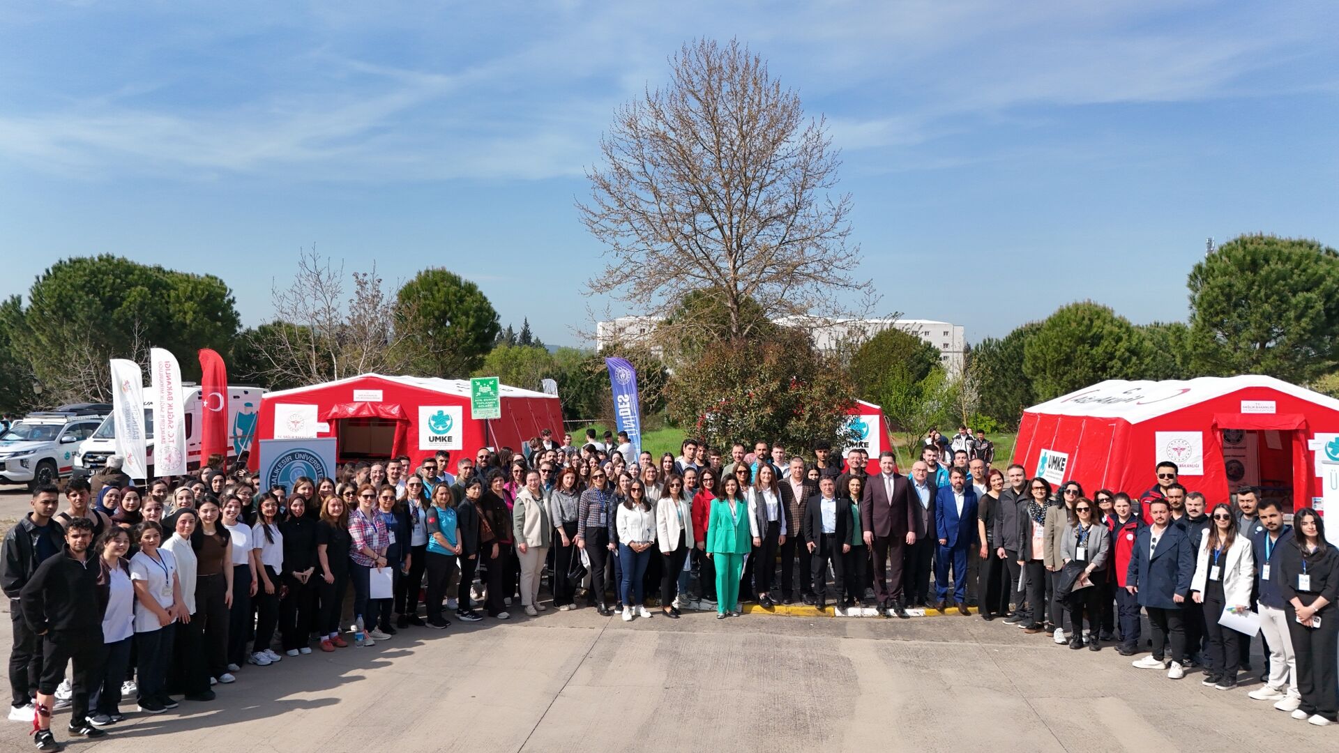 679358135 1404769138346940 385900190732600297 N