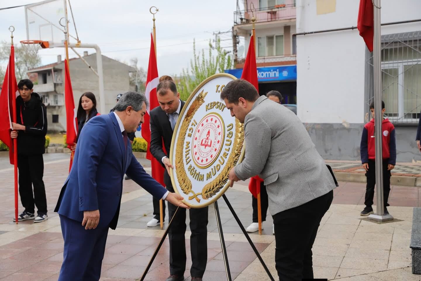 679458970 1283440960655565 7394840043021539832 N