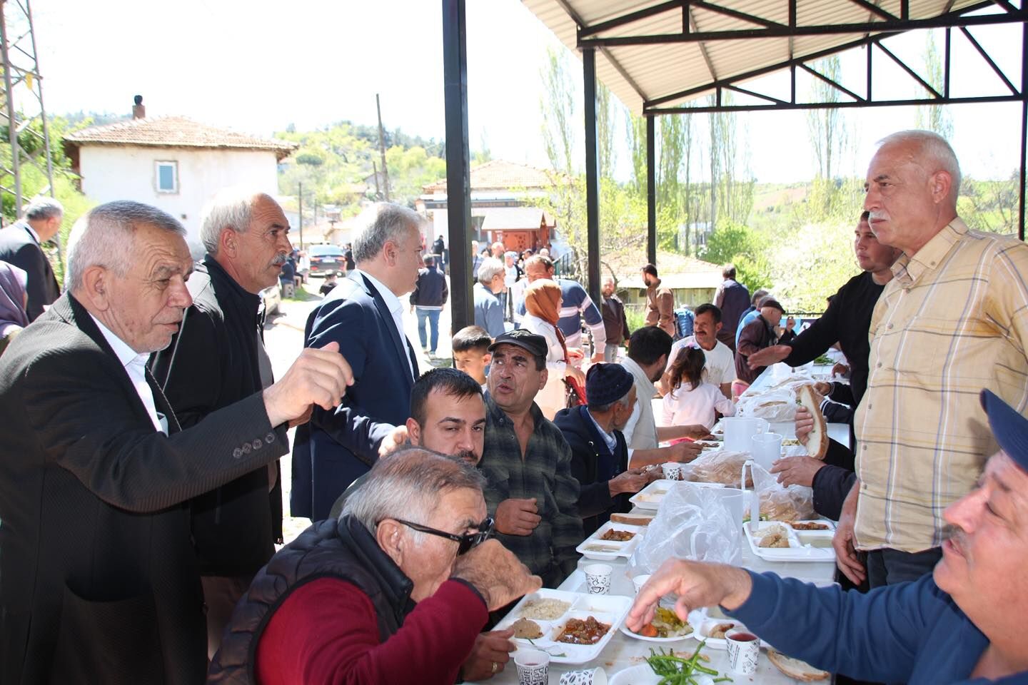 682006969 907215815687698 2128836650234933137 N