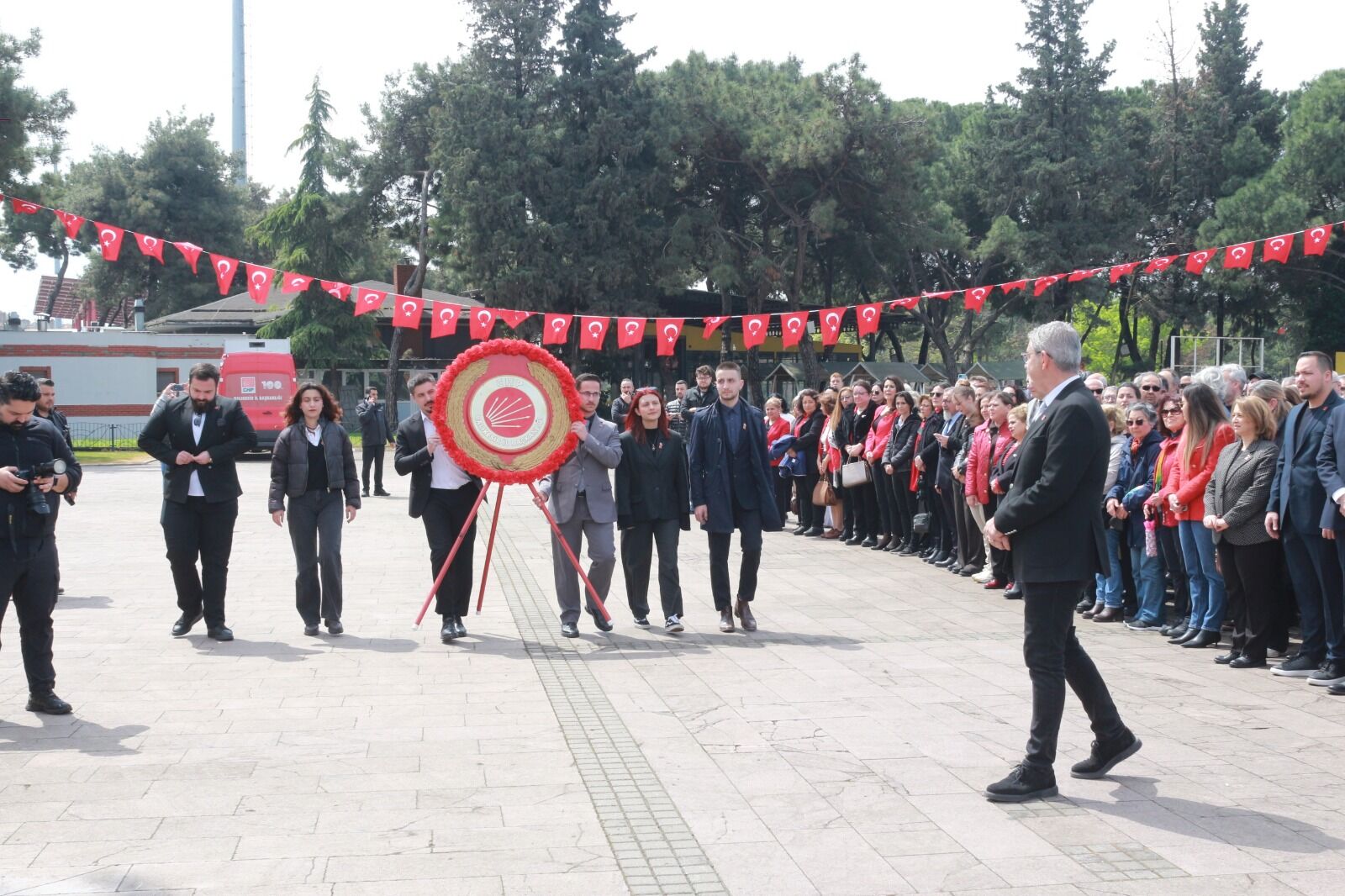 B567F73F 75F1 49A5 A136 C6A628B2E15B