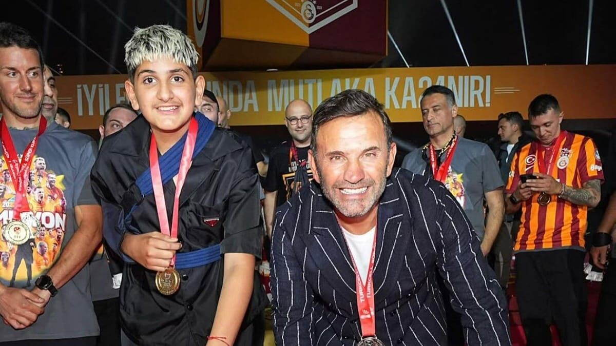 Ba5F9B9D 666C 48F6 8B81 E9De17C70Ead