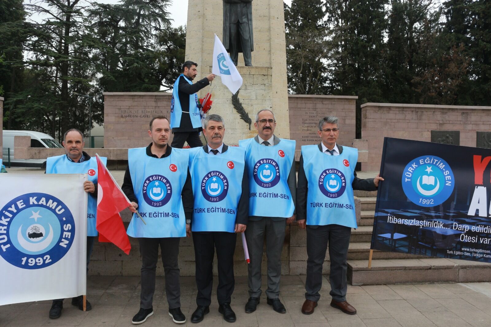 Dfed9D1C A3B5 481D 952E E7Fe2Bf8F030