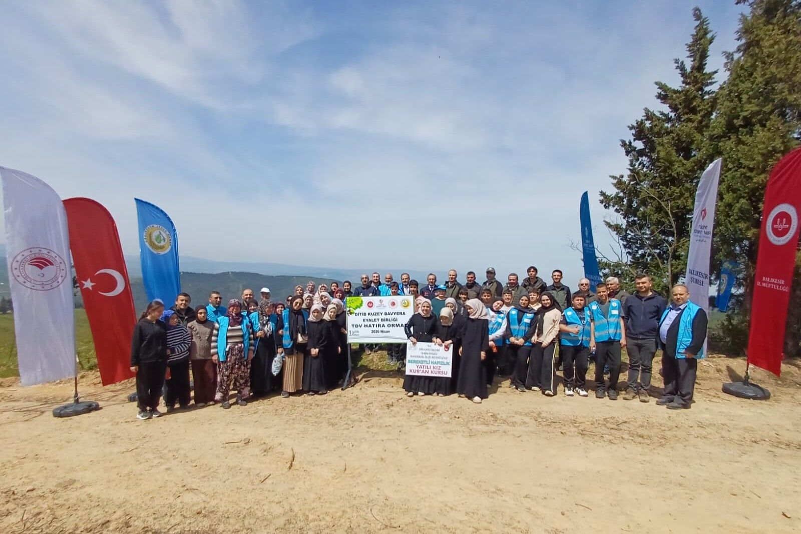 H F3P I Pd X U A A W Bh E