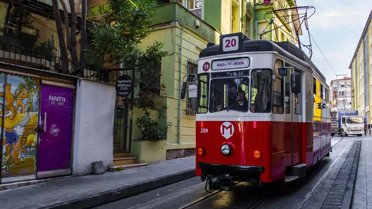 T3 Kadıköy Moda Tramvayı Bakıma Alınıyor! Seferler Geçici Olarak Durduruldu: İşte Yerine Hizmet Veren Alternatif Hat: