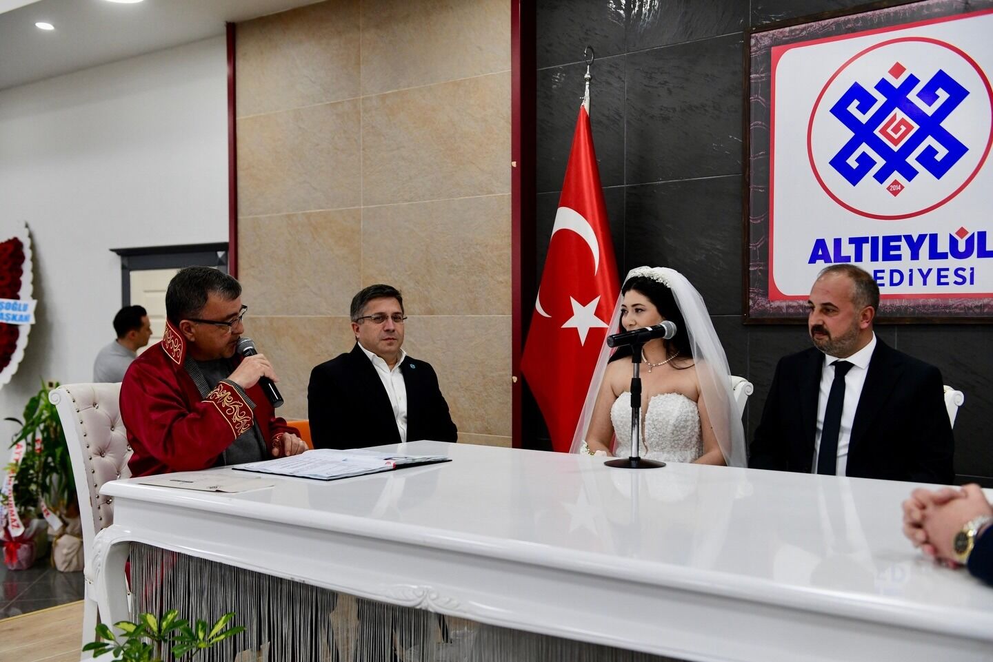 Whatsapp Image 2026 04 19 At 13.00.46 (1)