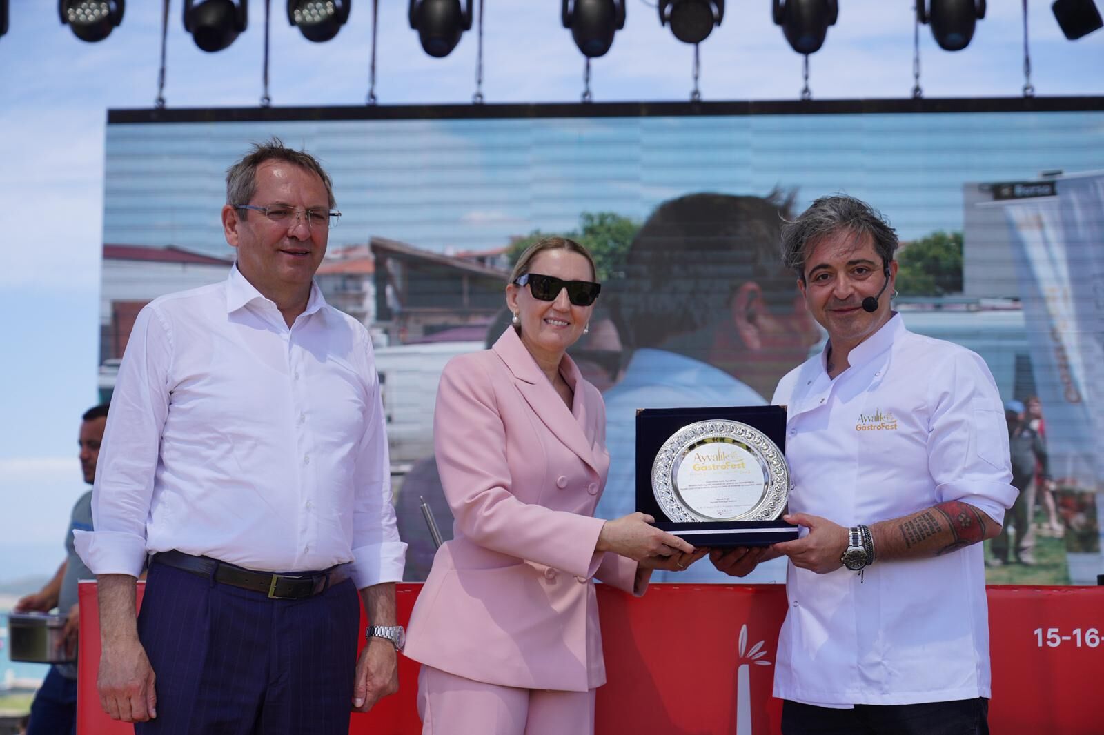 03 Ünlü Şefler Hünerlerini Sergiledi