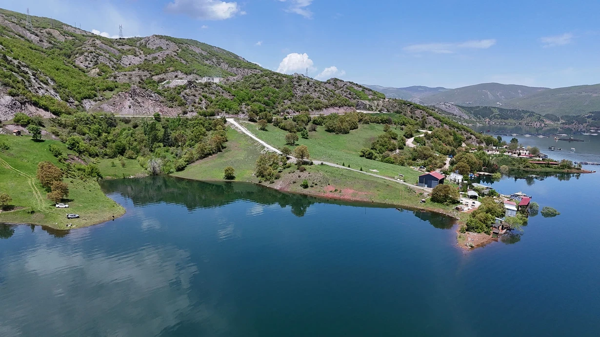 Almus Baraji 33 Yil Onceki Haline Dondu Jgbf