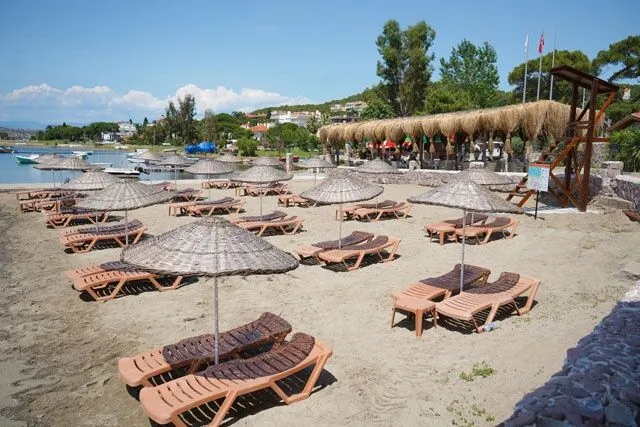 Kahri Plaji Ayvalik Pasalimani