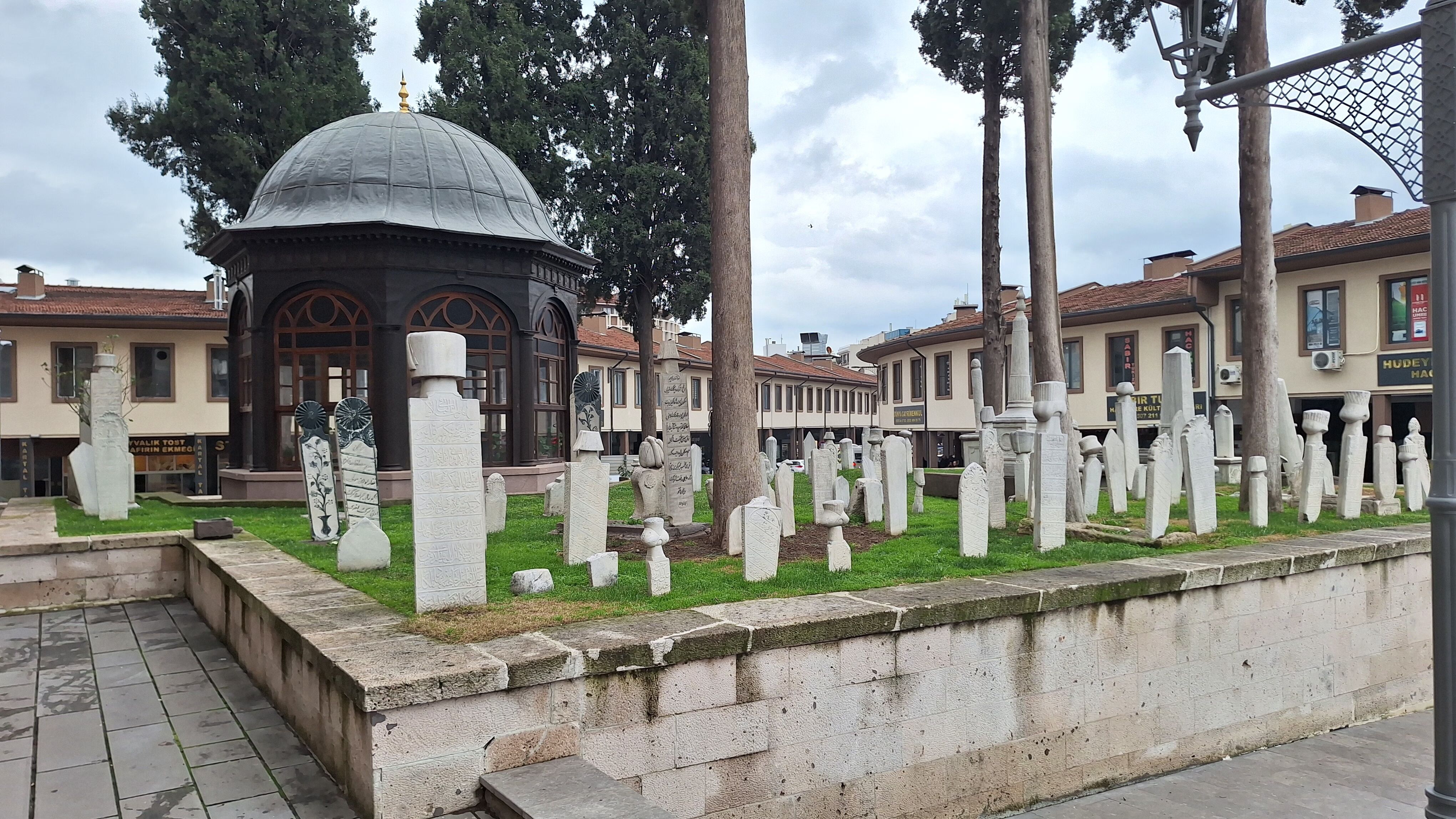 Turbe Ve Hazire