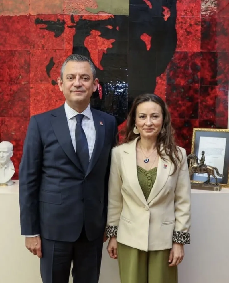 0X0 Chpde Es Dost Duzeni Ifsa Oldu Ozgur Ozelden Cocukluk Arkadasina Manisa Kiyagi 1762630637068
