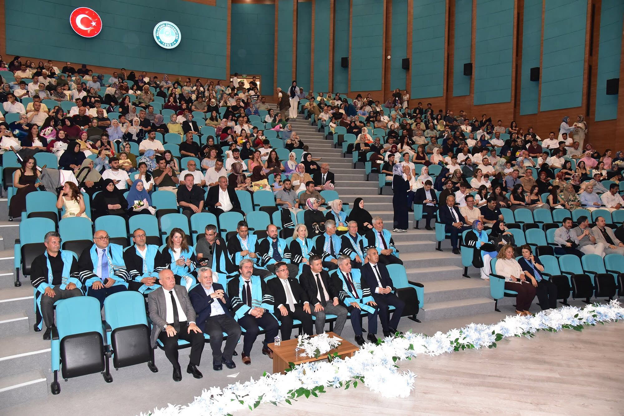 718943183 1445446757612511 5310194444729058660 N