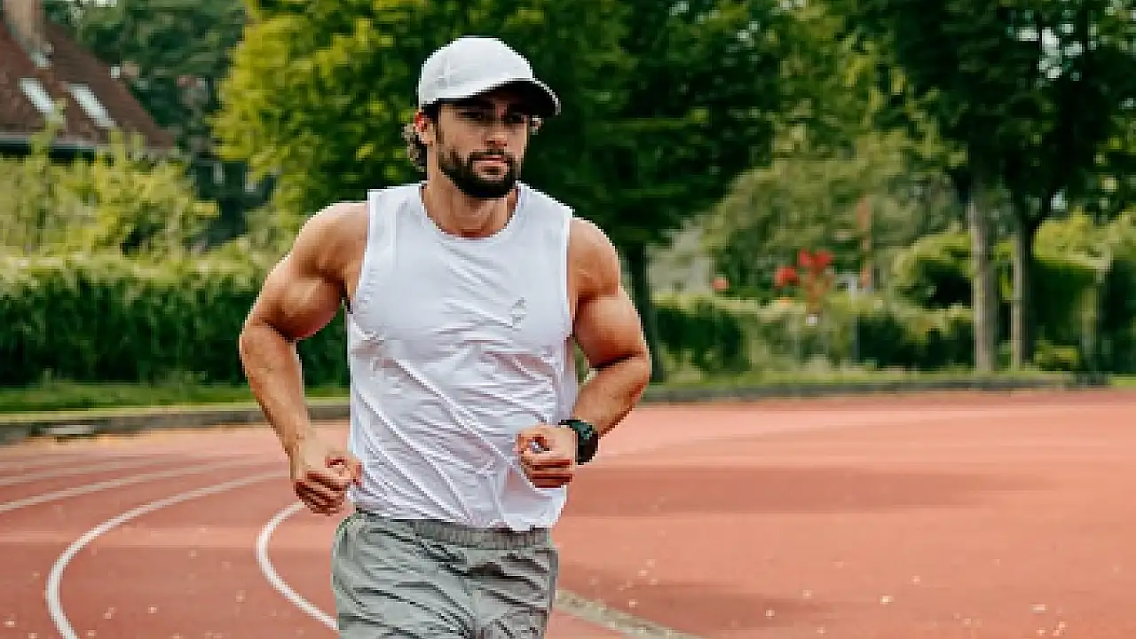 Arda Saatci Kimdir