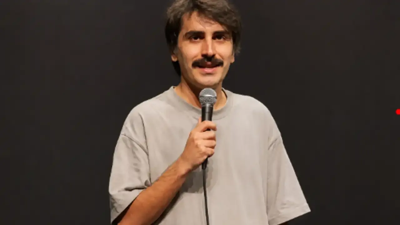 Komedyen Deniz Goktas Kimdir