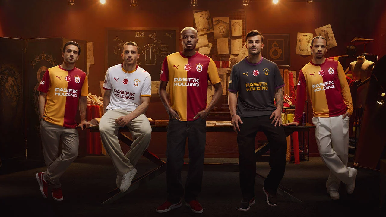 Galatasaray Yeni Sezon Formalarini Tanitti