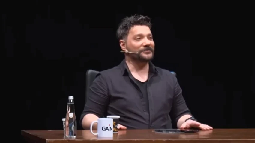 Oguzhan Ugur-1