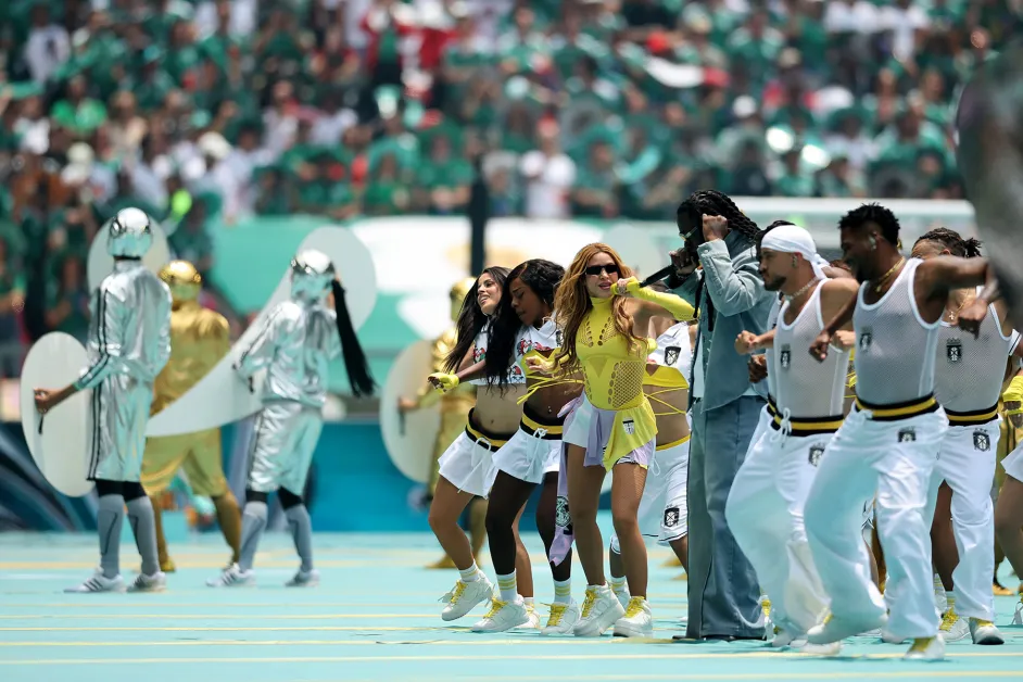 Shakira Burna Boy World Cup 2026 Billboard 1800